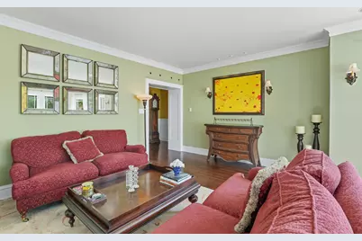 2626 W Lunt Avenue, Chicago, IL 60645 - Photo 9