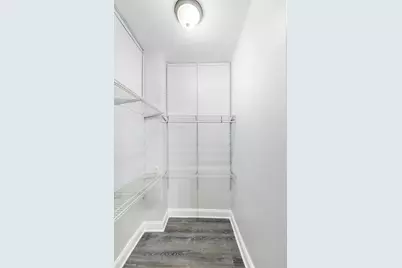 5860 N Kenmore Avenue #205, Chicago, IL 60660 - Photo 7