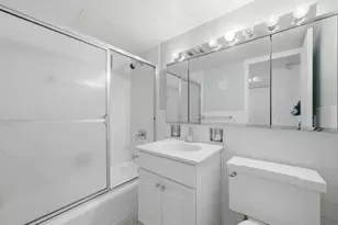 1440 N Lake Shore Dr, Chicago, IL 60610 - Photo 11