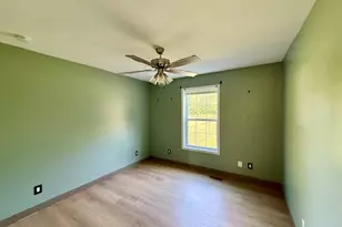 709 N Abbey Rd, Urbana, IL 61802 - Photo 11