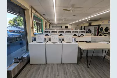 819 N Galena Avenue, Dixon, IL 61021 - Photo 15