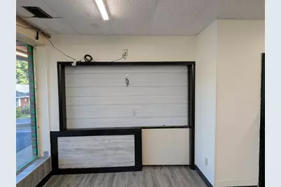 819 N Galena Avenue, Dixon, IL 61021 - Photo 5