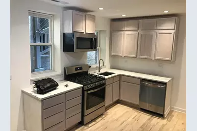 2455 N Laramie Avenue, Chicago, IL 60639 - Photo 3