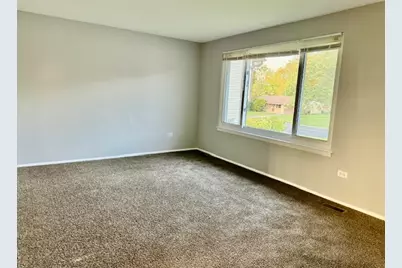 906 Blackhawk Drive, University Park, IL 60484 - Photo 5