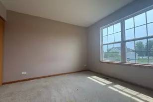 211 Leah Ct, Sycamore, IL 60178 - Photo 23