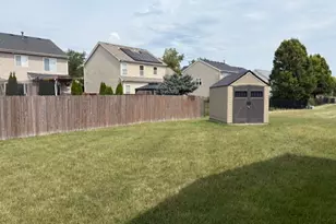 211 Leah Ct, Sycamore, IL 60178 - Photo 29