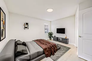 2719 W 94th St, Evergreen Park, IL 60805 - Photo 17