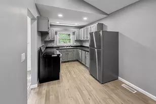 302 W Cook St, Sheffield, IL 61361 - Photo 7