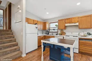 35720 N Laurel Ave, Ingleside, IL 60041 - Photo 9