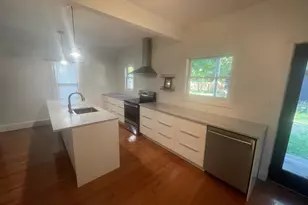 404 E Park St, Champaign, IL 61820 - Photo 7