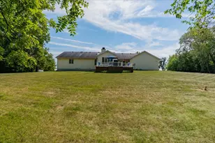 5897 Country Meadow Ln, Clifton, IL 61727 - Photo 41