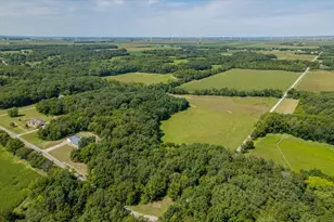 5897 Country Meadow Ln, Clifton, IL 61727 - Photo 47