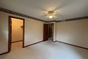 5897 Country Meadow Ln, Clifton, IL 61727 - Photo 21