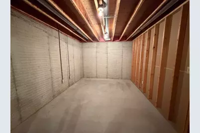 5897 Country Meadow Lane, Clifton, IL 61727 - Photo 29