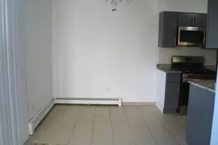 187 Pickwick Dr, Schaumburg, IL 60193 - Photo 5