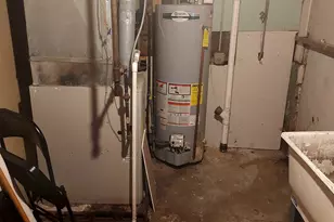 9834 S Oglesby St, Chicago, IL 60617 - Photo 21