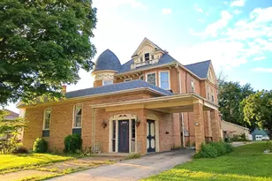 717 5th St, Lasalle, IL 61301 - Photo 1