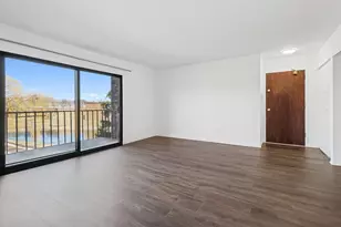 112 Mullingar Ct, Schaumburg, IL 60193 - Photo 5