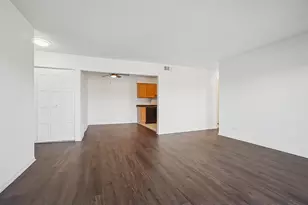 112 Mullingar Ct, Schaumburg, IL 60193 - Photo 3