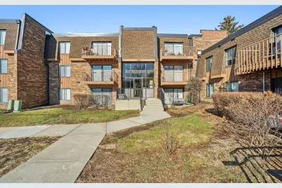 112 Mullingar Court #2B, Schaumburg, IL 60193 - Photo 1