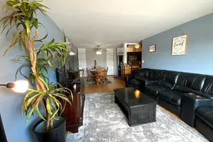 7854 S South Shore Dr, Chicago, IL 60649 - Photo 7