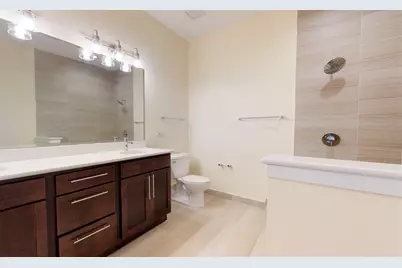 4758 N Laramie Avenue #307, Chicago, IL 60630 - Photo 11