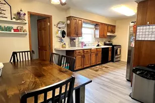 8605 Leclaire Ave, Burbank, IL 60459 - Photo 7