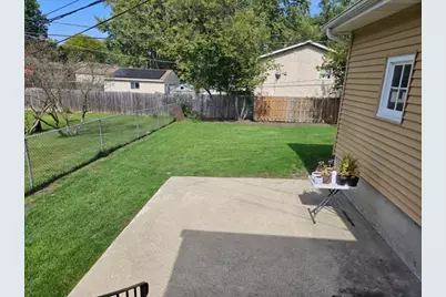 1807 Beach Road, McHenry, IL 60050 - Photo 5