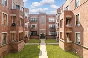 6104 S Dorchester Ave, Chicago, IL 60637 - Photo 1