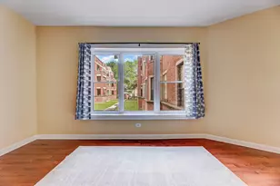 6104 S Dorchester Ave, Chicago, IL 60637 - Photo 3