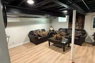 2320 S 10th Ave, Broadview, IL 60155 - Photo 17