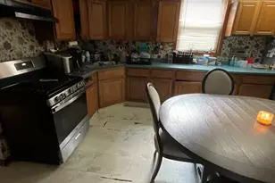 5742 S Marshfield Ave, Chicago, IL 60636 - Photo 9