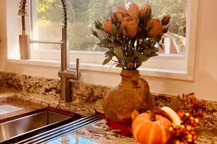 808 Bridle Ln, Wheaton, IL 60187 - Photo 7