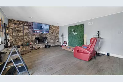 18443 Maple Street, Lansing, IL 60438 - Photo 7