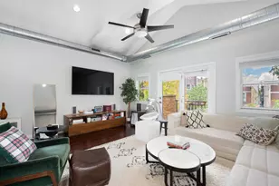 4845 N Springfield Ave, Chicago, IL 60625 - Photo 3