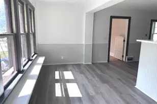 431 N Crystal St, Elgin, IL 60123 - Photo 7