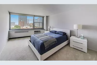 555 W Cornelia Avenue #1011, Chicago, IL 60657 - Photo 13