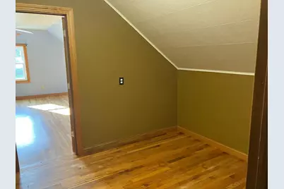 910 W 19th Street, Sterling, IL 60181 - Photo 19