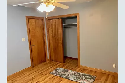 910 W 19th Street, Sterling, IL 60181 - Photo 11