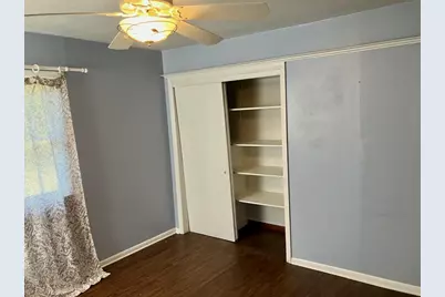 910 W 19th Street, Sterling, IL 60181 - Photo 13