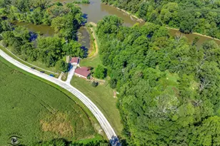 4248 S Youth Camp Rd, Saint Anne, IL 60964 - Photo 5