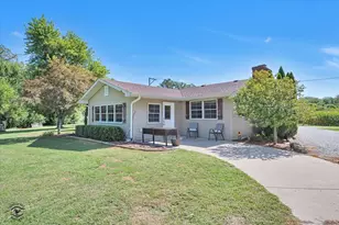 4248 S Youth Camp Rd, Saint Anne, IL 60964 - Photo 21