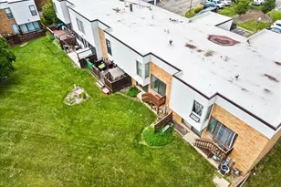 363 Oaktree Ct, Hoffman Estates, IL 60169 - Photo 37