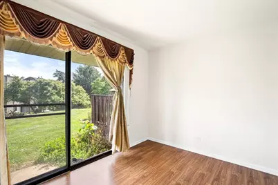 363 Oaktree Court, Hoffman Estates, IL 60169 - Photo 19