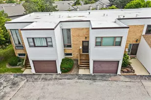 363 Oaktree Ct, Hoffman Estates, IL 60169 - Photo 33