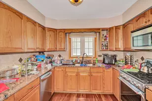 10408 S Alta Dr, Palos Hills, IL 60465 - Photo 7