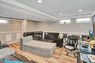 10408 S Alta Dr, Palos Hills, IL 60465 - Photo 13