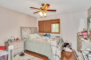 10408 S Alta Dr, Palos Hills, IL 60465 - Photo 17