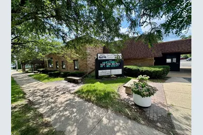 251 N Center Street, Joliet, IL 60435 - Photo 3