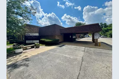 251 N Center Street, Joliet, IL 60435 - Photo 5